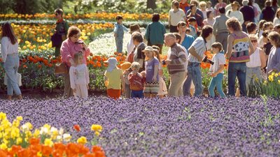 Photograph of visitors at Floriade in 1988