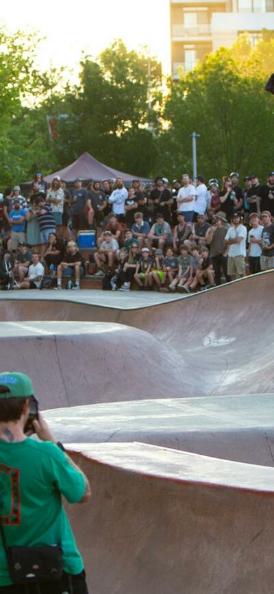 Jason Watts riding Belconnen skatepark at ACT JAM 2023 with crowd in background