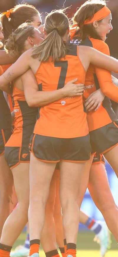 GIANTS AFLW Players Celebrating