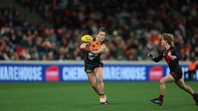 Epic AFLW Action Alyce Parker in Canberra