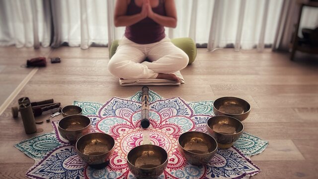 Ayurveda Seasonal Sound Healing for balance at Flow and Food in Lynheam Ayurveda Seasonal Sound Healing for balance at Flow and Food in Lynheam