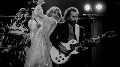 Back to the Mac Fleetwood Mac Experience