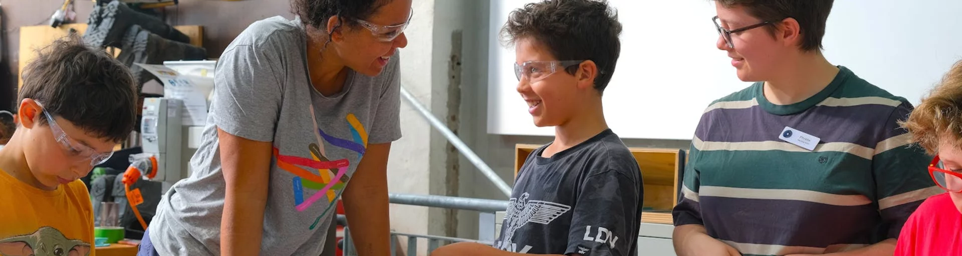 Canberra Glassworks School Holiday Program in Canberra