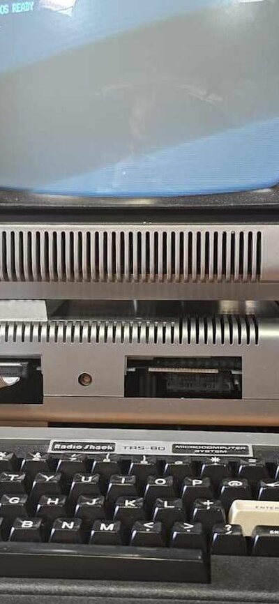 Radioshak TRS-80 early 1980s silver and black computer