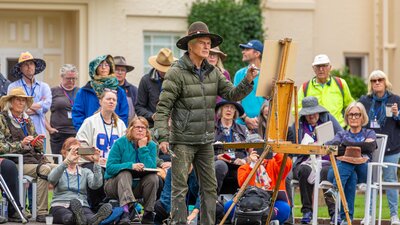 Warwick Fuller - oil painting demonstration at Government House Warwick Fuller - oil painting demonstration at Government House
