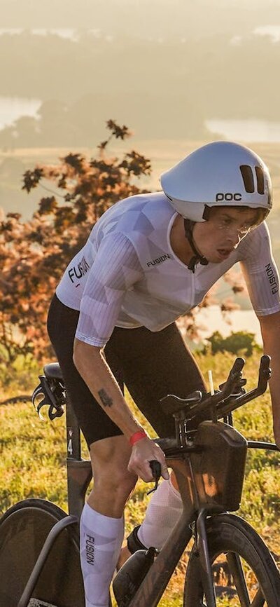 Cyclist climbing Arboretum