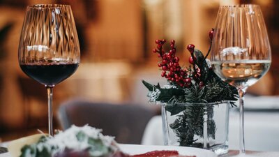 Christmas lunch table setting