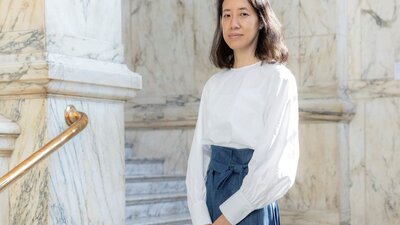 V&A senior curator of Korean Art and lead curator of Hallyu! The Korean Wave, Dr Rosalie Kim V&A senior curator of Korean Art and lead curator of Hallyu! The Korean Wave Dr Rosalie Kim posing