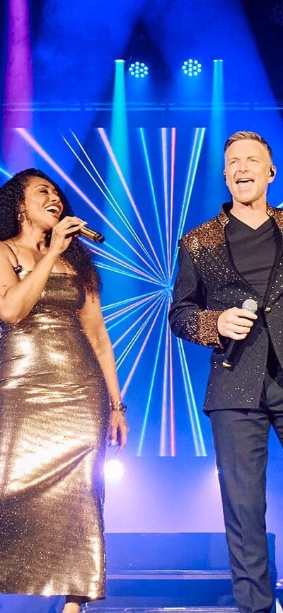 Paulini & Tim on stage
