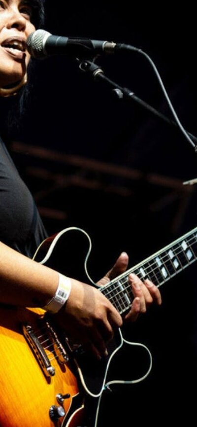 Karen Lee Andrews with guitar