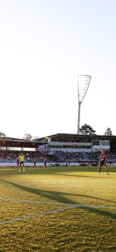 AFLW at Manuka Oval