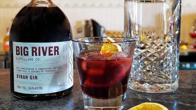 Big River Syrah Gin and negroni Syrah Gin bottle and negroni cocktail