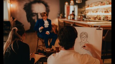 People drawing Austin Powers