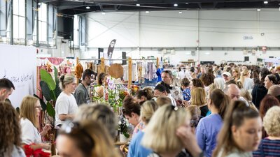 Handmade Market Canberra crowd