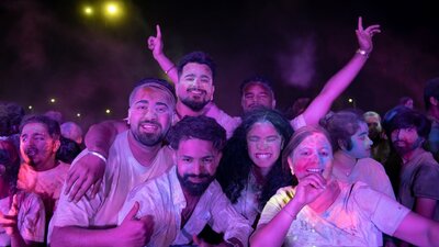 Experience - Holi After Dark - Play under UV Light with Glow in the Dark Colours Experience - Holi After Dark - Play under UV Light with Glow in the Dark Colours