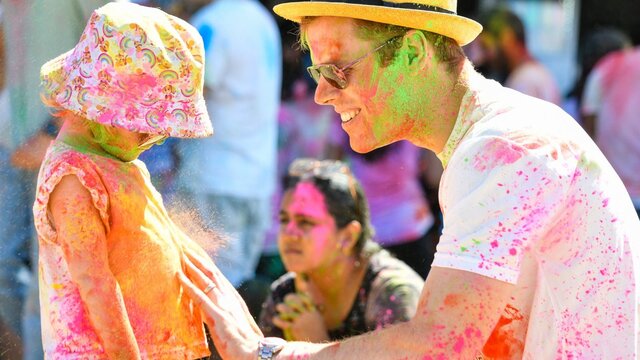 Kids will thoroughly enjoy playing with plant based colours in a safe, family friendly environment Kids will thoroughly enjoy playing with plant based colours in a safe, family friendly environment