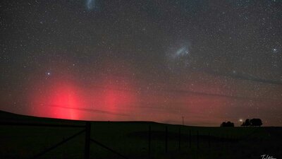 Red Aurora Australis typical of a minor display that can be photographed in the Canberra area The aurora appears red in colour as it is usual to capture the upper levels of the aurora here