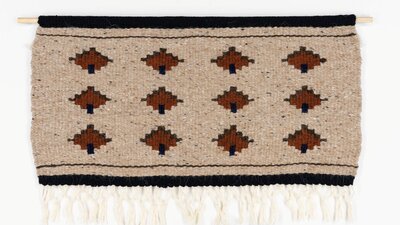 Jacqueline Stojanović, Pirot Ode, 2017, Handwoven tapestry made of wool and cotton, 40 x 89 cm Jacqueline Stojanović, Pirot Ode, 2017, Handwoven tapestry made of wool and cotton, 40 x 89 cm