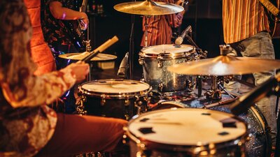 Concert in the Courtyard Gardens of Mercure Canberra