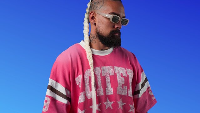 Lenny Pearce looking off into the distance