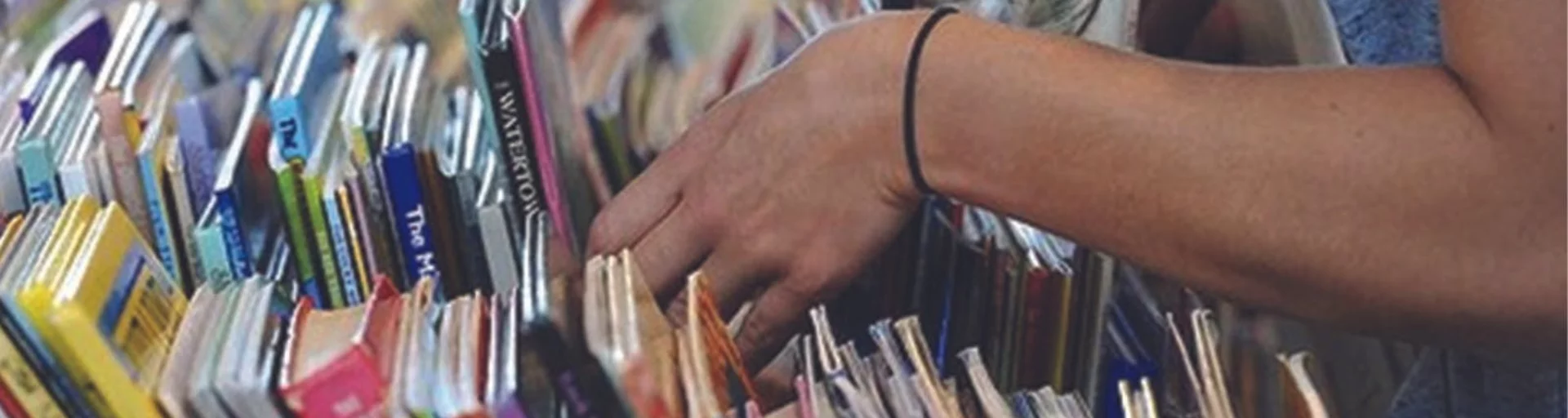 Lifeline Canberra Bookfair in The City