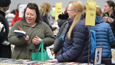 People enjoying the Lifeline Canberra Bookfair People enjoying the Lifeline Canberra Bookfair