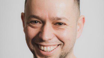 Headshot of Luke Styles