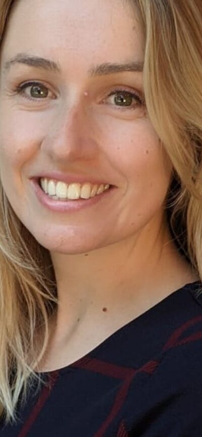 Presenter Lucy Hannan. Headshot of Lucy Hannan.