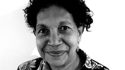 Headshot of Phyllis Williams.