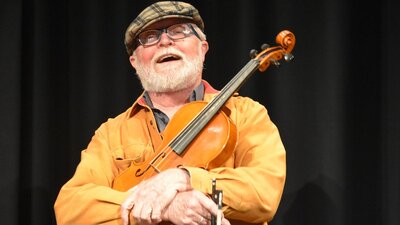 Robert Harris portrait