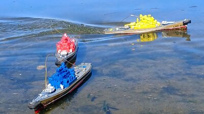 Model boats in action Battling boats