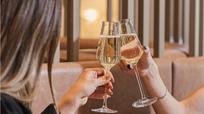 Restaurant Two14 - Mother's Day Brunch