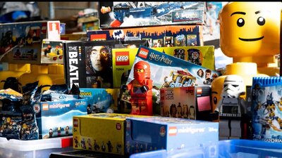 LEGO Brick Market LEGO Brick Market items for sale