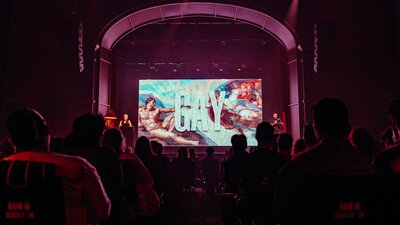 Queer powerpoint live