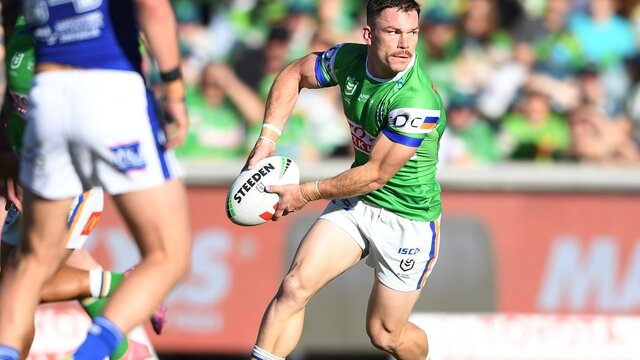Canberra Raiders player Tom Starling passing the ball.