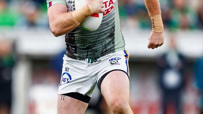 Canberra Raiders player Corey Horsburgh passing the ball.