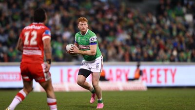 Canberra Raiders player Corey Horsburgh running the ball.