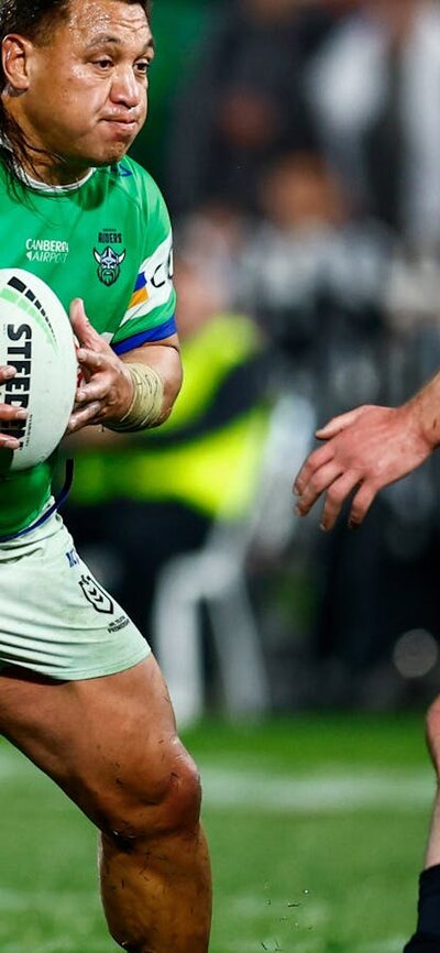 Canberra Raiders player Josh Papalli'i running the ball.