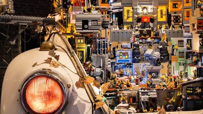 RELICS Volkswagen with LEGO® world constructed inside