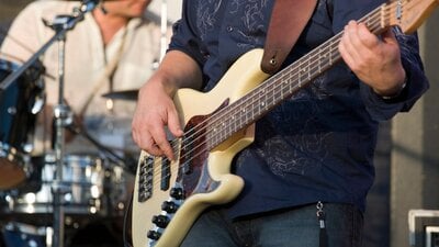 Rockabilly Courtyard Concert Mercure Canberra Rock'n'roll concert at Mercure Canberra