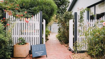 Gallery of Small Things (GOST) entrance