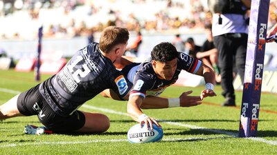 ACT Brumbies Noah Lolesio vs Hurricanes