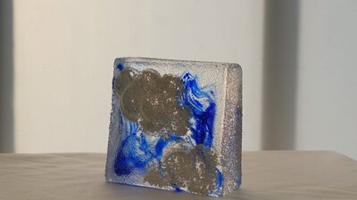 Sandcasted wedge