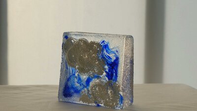 Sandcasted wedge