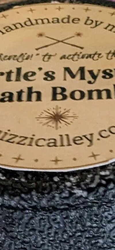 A magical bath bomb - complete with label - from Quizzic Alley