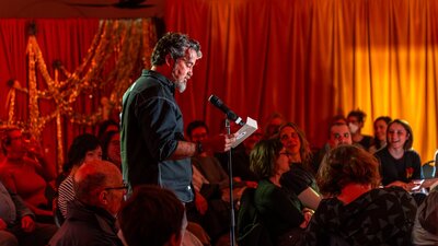 Sincere Apologies. Photo Lucy Parakhina Sincere Apologies live