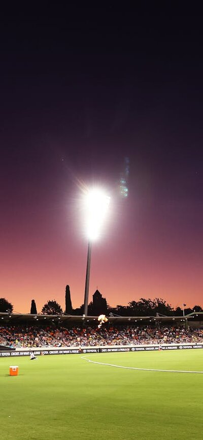 Sixers host match at Manuka Oval this Summer.