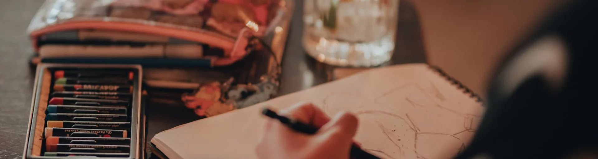 Sketchy Sunday Sesh | Life Drawing at PJs