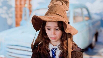 Ravenclaw trying on the hat
