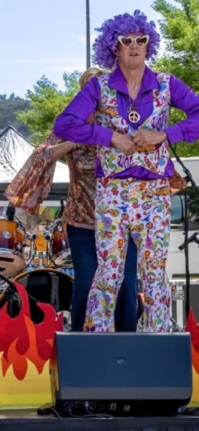 Live entertainment performers on stage